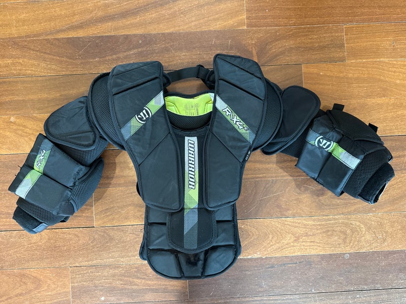 Large/Extra Large Warrior RITUAL X4 E Goalie Chest Protector (Used)