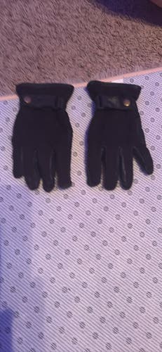 Black Women's Gloves (Used)