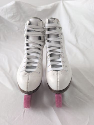 Jackson Ultima 520 Figure Skates Junior 13 (Used)