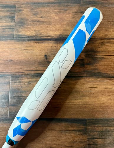 2023 DeMarini CF 30/19 (-11) Fastpitch Softball Bat