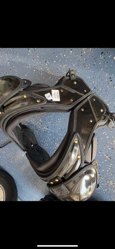 Large Adult Vicis Shoulder Pads (New) ARC_V1 VARSITY SHOULDER PADS – ALL-PURPOSE