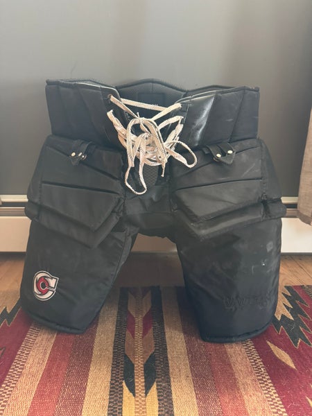 Senior XL Vaughn Hockey Goalie Pants (Used)