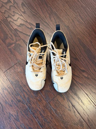 White Men's Size M 6.5 (W 7.5) Adult Nike Force Trout 9 Keystone Low Top Molded Cleats (Used)