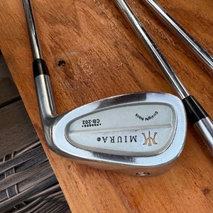 Men's Miura Right Handed Clubs (Full Set) Stiff Flex 9 Pieces (Used)