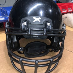 USED XENITH X2E+ YOUTH FOOTBALL HELMET - LARGE - BLACK