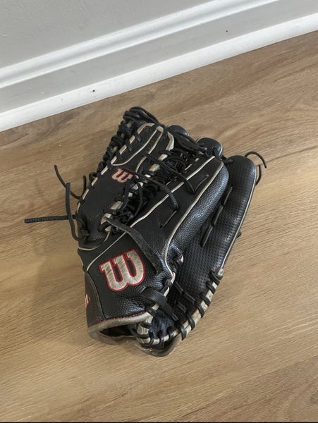 Wilson A2000 RH Outfield Baseball Glove 12.75" (Used)