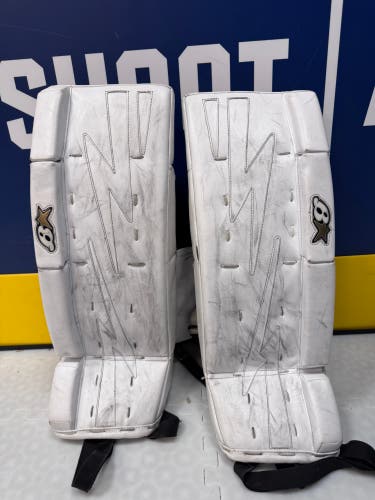 White 25" Youth Brian's Netzero Goalie Leg Pads (Used)