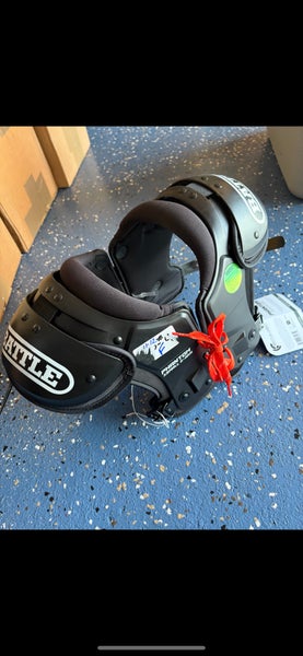 XS Youth Battle Phantom Shoulder Pads (New)