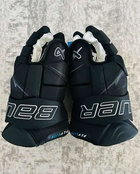 Bauer Vapor Flylite Gloves 14" (New) 2025