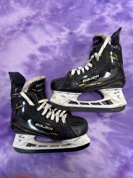 Intermediate Bauer Supreme M5 Pro Hockey Skates Regular Width Size 4 (Used)