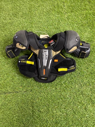 CCM AS-V Shoulder Pads | Junior Medium