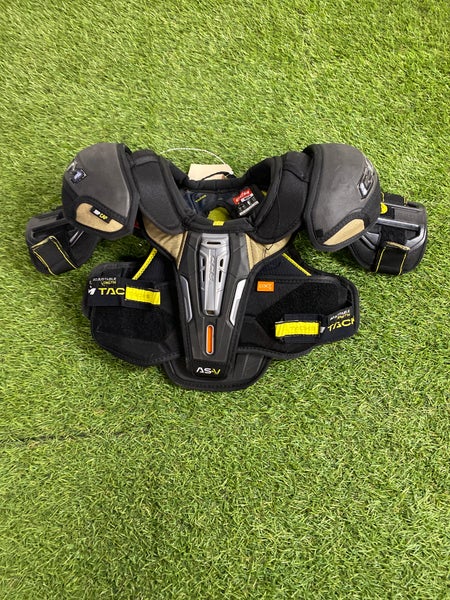 CCM AS-V Shoulder Pads | Junior Medium