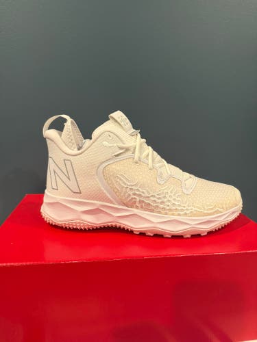 White Unisex Size M 10.5 (W 11.5) Youth New Balance Detachable Cleats Cleats (New)