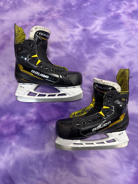 Youth Bauer Supreme M4 Hockey Skates Regular Width 13.5 (Used)