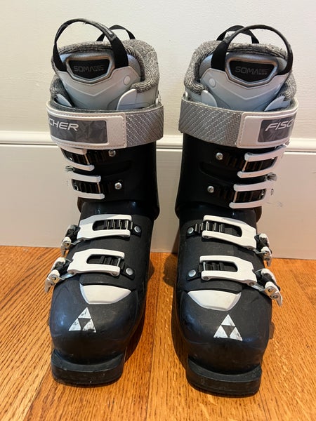 Women's Fischer All Mountain hybrid W10+ Ski Boots Medium 100 Flex (Used) Mondo 24 & 24.5