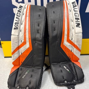 White 26" Junior Vaughn Ventus SLR2 Goalie Leg Pads (Used)