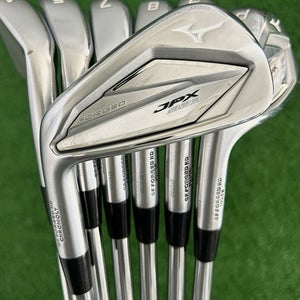 LH Mizuno JPX 923 Forged Iron Set 4-P / Dynamic Gold 105 Stiff