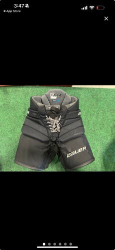 Black Bauer Elite Hockey Goalie Pants (Used) Intermediate Small