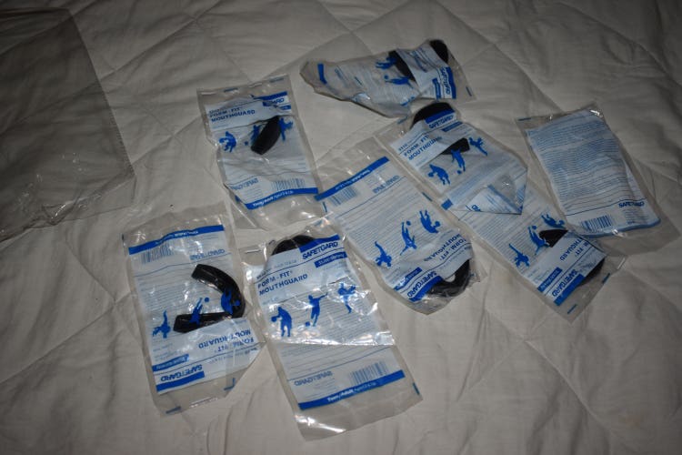 NEW - SafeTGard 5510 Form Fit Mouthguards, Teen/Adult 13+, Lot of 7