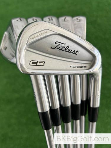 Titleist 716 CB Forged Iron Set 5-P / Dynamic Gold X100 Extra Stiff