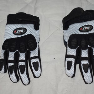 Bilt Motocross Gloves,Gray/Black, Youth - Great Condition!