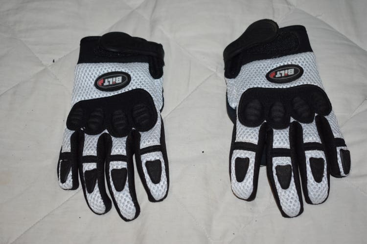 Bilt Motocross Gloves,Gray/Black, Youth - Great Condition!