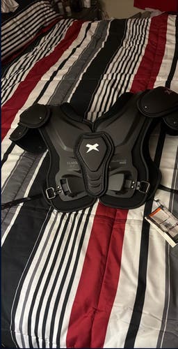 Extra Large Youth Xenith Velocity 2 Shoulder Pads (New)
