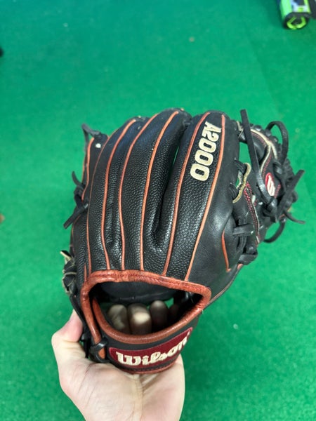 Wilson DP15 A2000 RH Infield Baseball Glove 11.5" (Used)