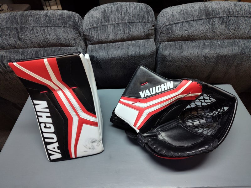 VAUGHN Blocker & Catcher V10 XP PRO Carbon - Almost NEW!