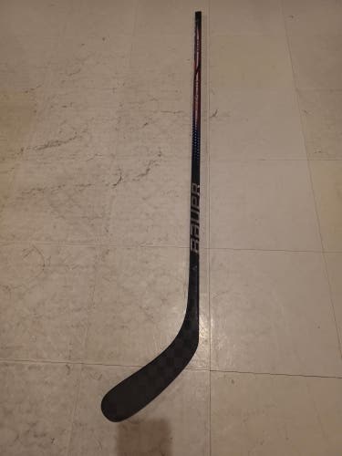Custom Bauer Vapor Hyperlite 2 Right Handed Hockey Stick P88 40 Flex (Used)