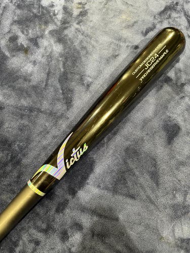 Victus Pro Reserve JC24 Maple Bat (-3) 30 oz 33" (Used)