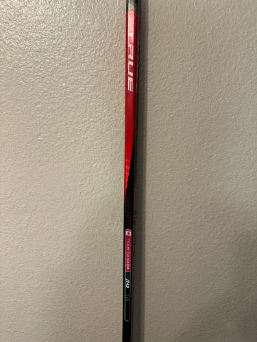 True Catalyst 9X Team Canada Pro Stock Right Hand 70 Flex P92