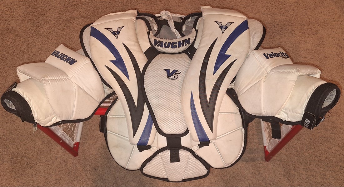 Large/Medium Vaughn Velocity V5 Goalie Chest Protector Pro Stock (Used)