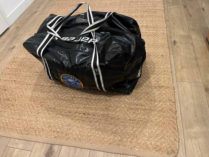 Bauer hockey bag (OJHL)