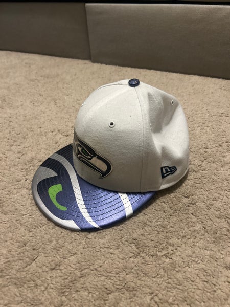Seattle Seahawks  Adult Unisex 7 1/4 New Era Hat (New)