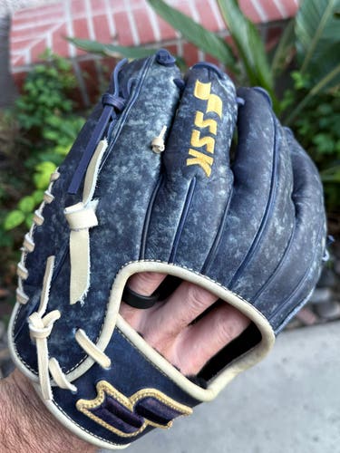 Custom SSK Z9 RH Infield Baseball Glove 11.5" (New) 1 of 1