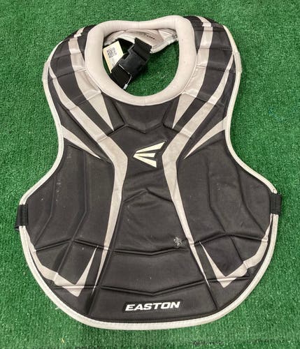 Easton Reversable Catcher's Chest Protector | Adult 15.5"