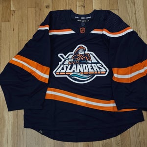 New York Islanders Jersey Size 58G Men's Adidas Reverse Retro 2.0 Fisherman (New)