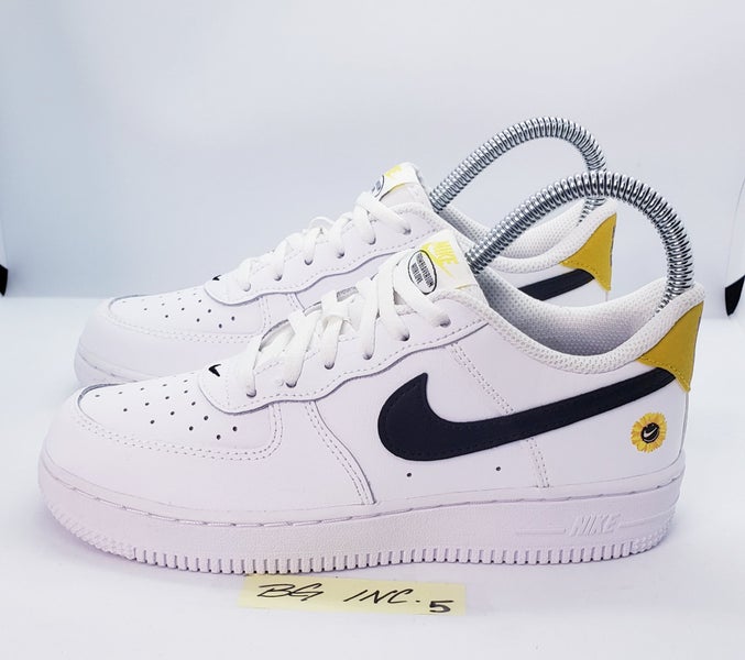 Kid's 3Y (Big Kids / Youth) Nike Shoes (New)