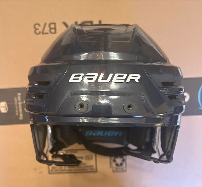 Medium Bauer Re-Akt 90 Helmet (New)