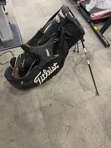 Used Titleist STAND BAG Mens Stand Bag Black 11614-S000226417