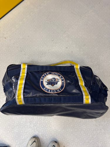 Bauer Bag (Used) 30x16x15