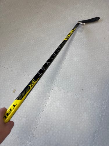 Junior True Catalyst 3X Hockey Stick Right Handed TC4 30 Flex (New)