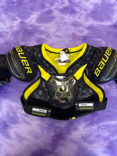 Large Youth Bauer Supreme Mach Shoulder Pads (Used)