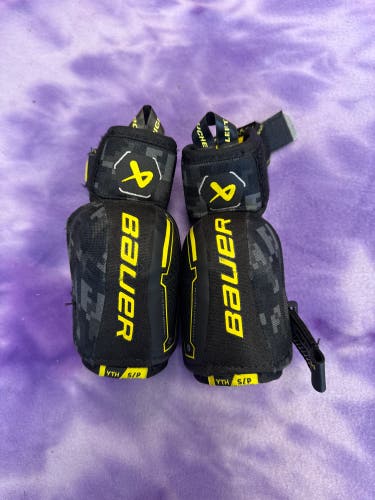 Youth Small Bauer Supreme Mach Elbow Pads (Used)