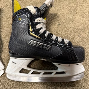 2018 Bauer Supreme S27 Hockey Skates Regular Width 11 (Used)