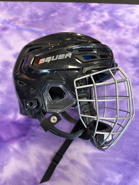 Black Small Bauer Re-Akt 150 Helmet (Used)