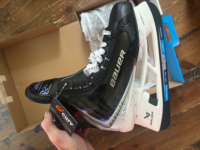 2025 Bauer Vapor Flylite Hockey Skates Regular Width 9.5 (New)