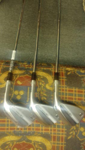 Wilson Staff Model MRH Set Of Wedges
