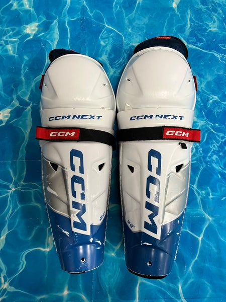 Junior CCM Next Shin Pads 12" (Used)